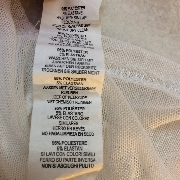 Boohoo white sheer 3/4 ruffle sleeve peplum blouse - Picture 5 of 5